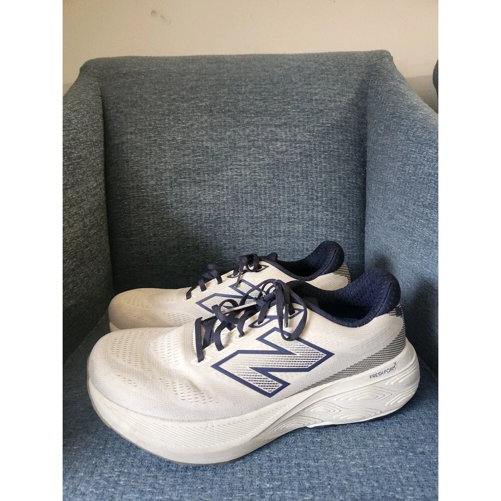 New Balance Men's Fresh Foam x 880v15 Sneakers White & Gray & Blue Size 11.5